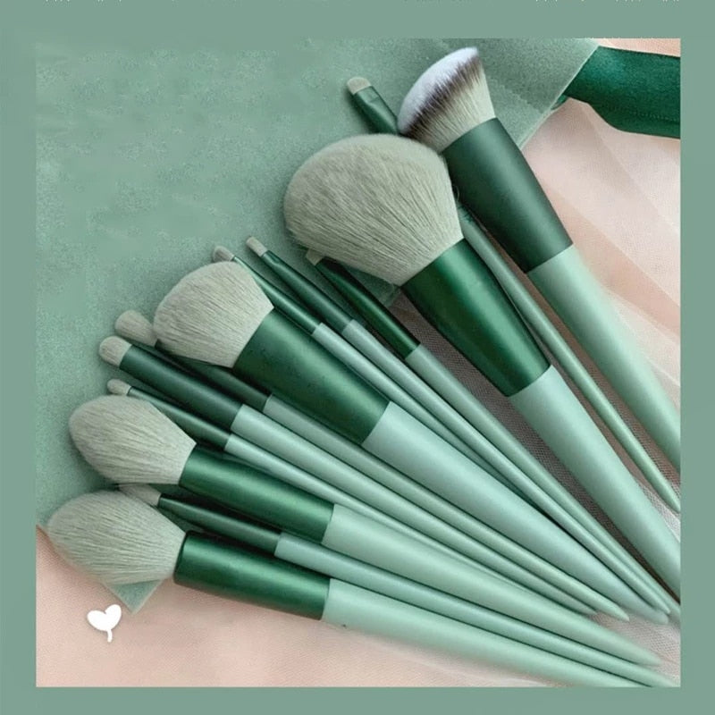 Conjunto de pincéis de maquiagem macio e macio de 13 peças para cosméticos  Makeup brush ferramenta de beleza