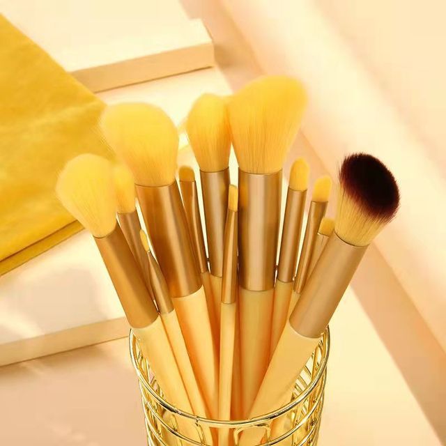 Conjunto de pincéis de maquiagem macio e macio de 13 peças para cosméticos  Makeup brush ferramenta de beleza